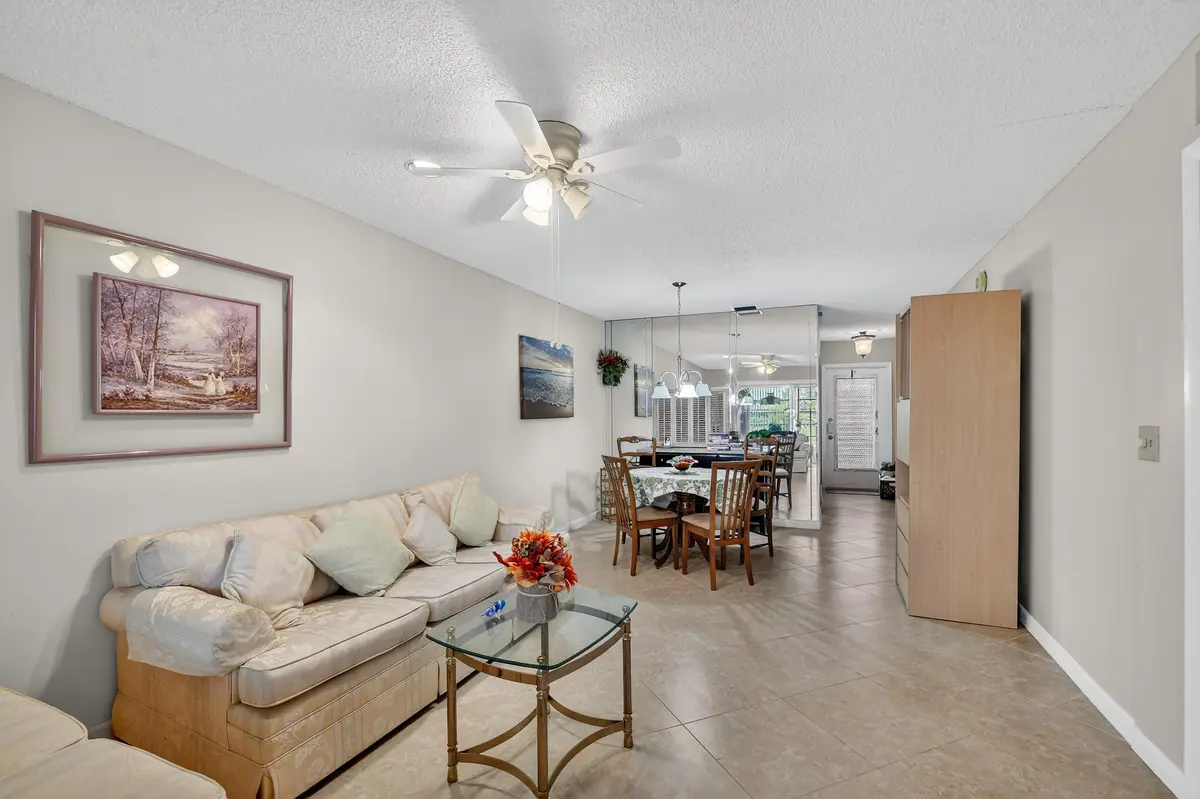 PIC9 at 113 Lake Olive Drive 113, West Palm Beach
