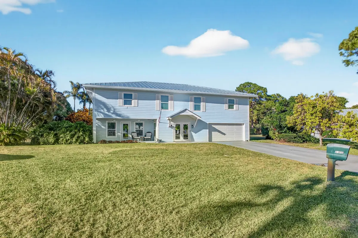 Front at 10355 Seagrape Way, Palm Beach Gardens