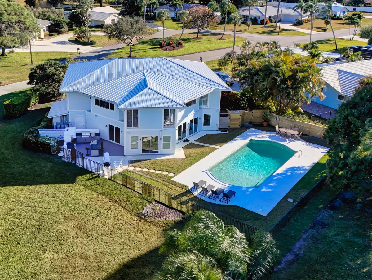 Aerial at 10355 Seagrape Way, Palm Beach Gardens