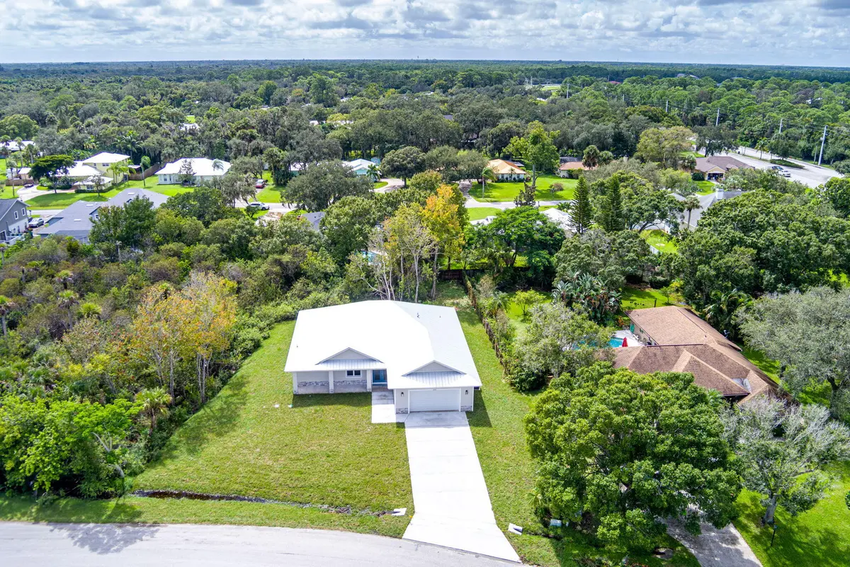 2401 River Branch Drive, Fort Pierce, FL – photo 2