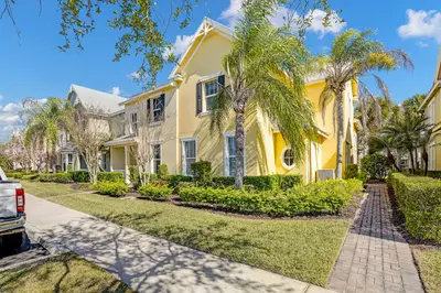 10484 SW Westlawn Boulevard, Port St. Lucie – sold