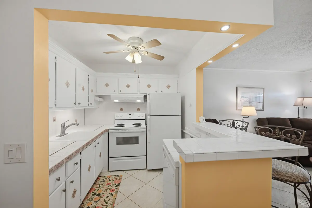 09_ra1_3938 at 47 Berkshire B Crescent B, West Palm Beach