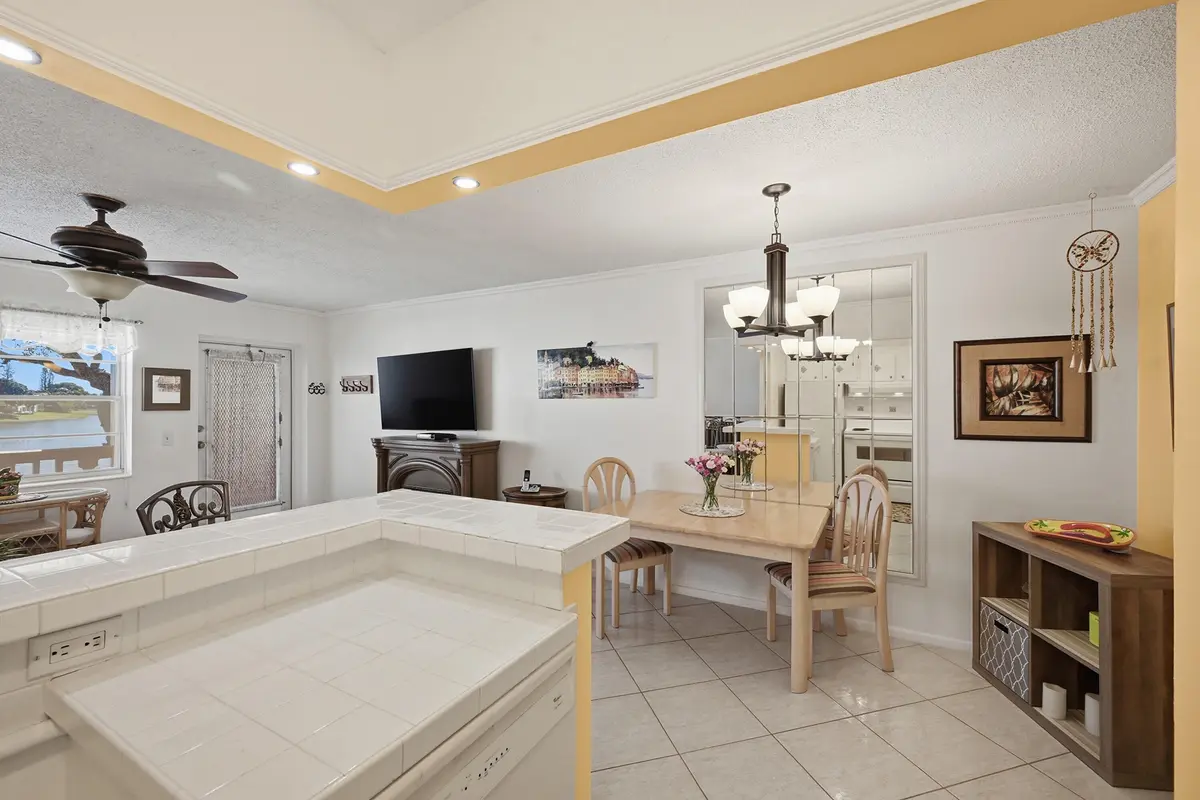 10_ra1_3943 at 47 Berkshire B Crescent B, West Palm Beach