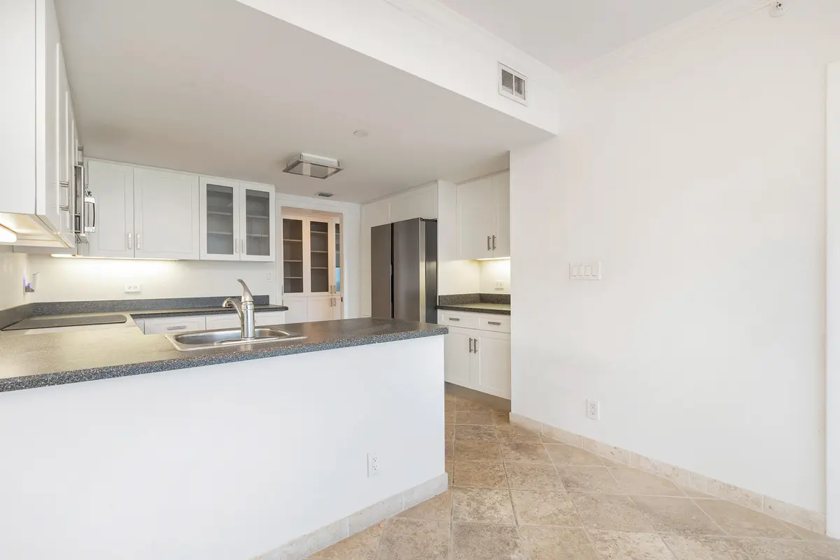 New Fridge at 525 S Flagler Drive 9b, West Palm Beach
