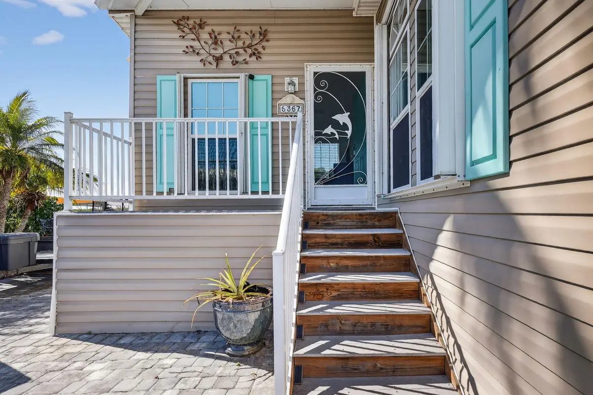 4-web-or-mls-5P1A0132 at 5367 Montego Circle, Hutchinson Island