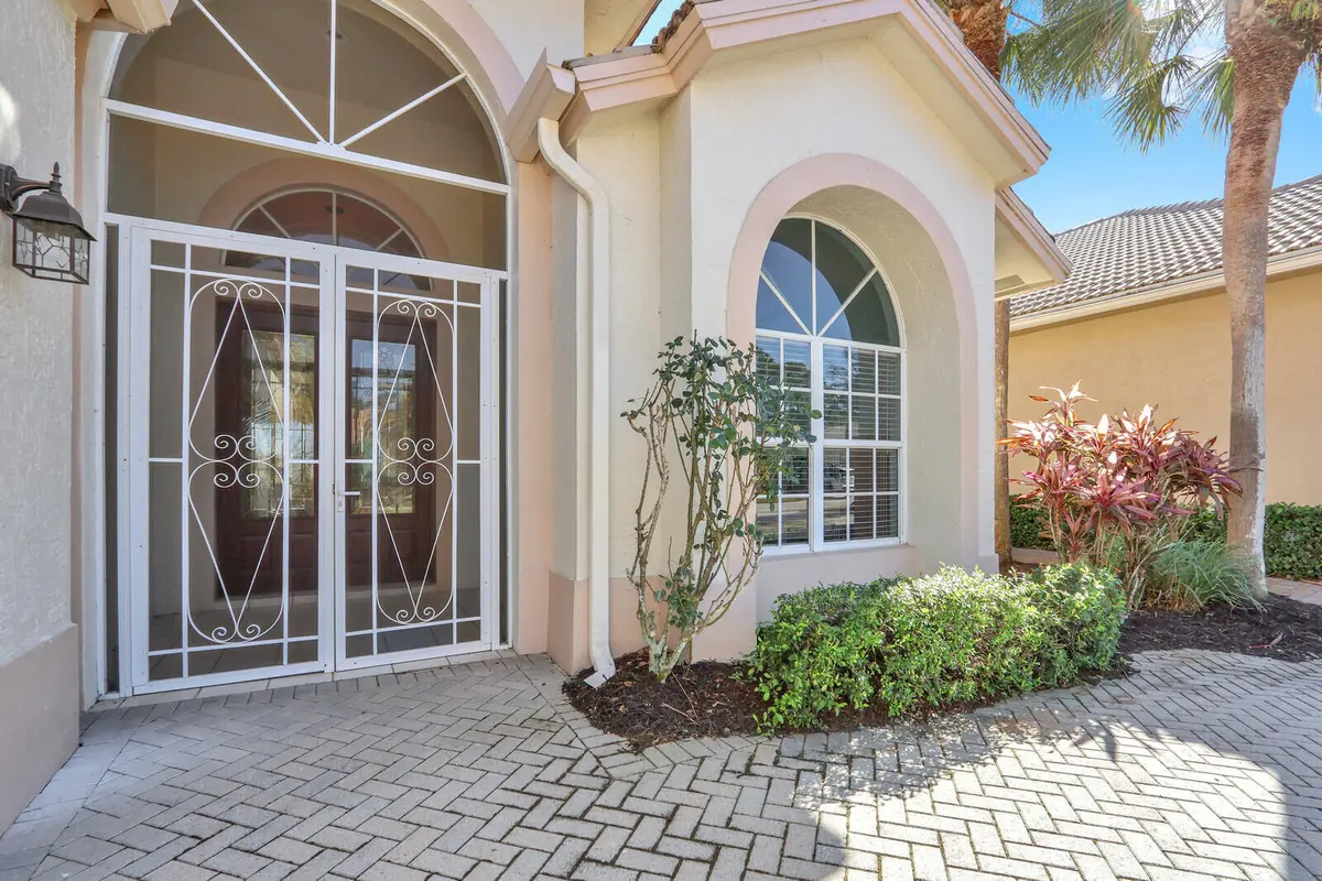 03_Image_3_mls at 9313 Avenel Lane, Port St. Lucie