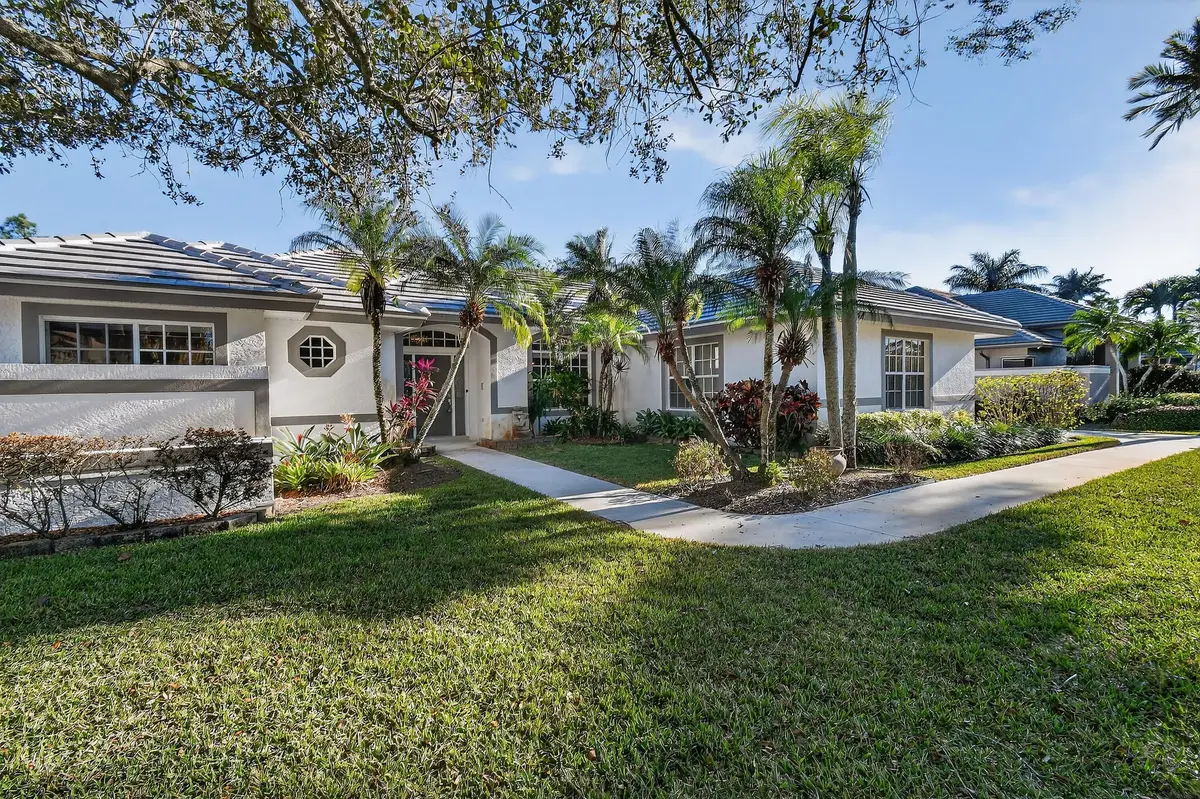 5358SESerenoaTerrace(5) at 5358 SE Serenoa Terrace, Hobe Sound