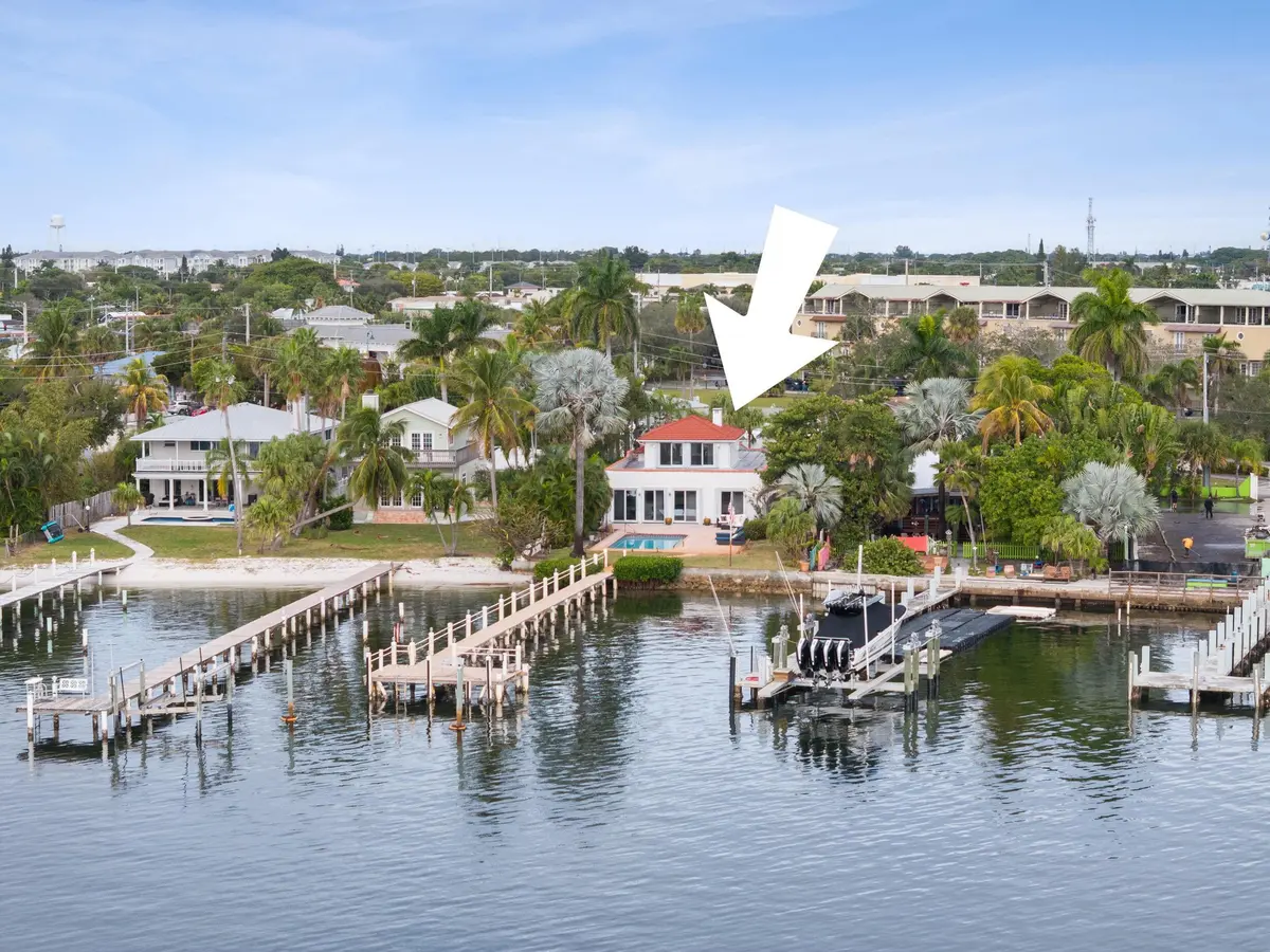 114 S Lake Drive, Lantana, FL – photo 2