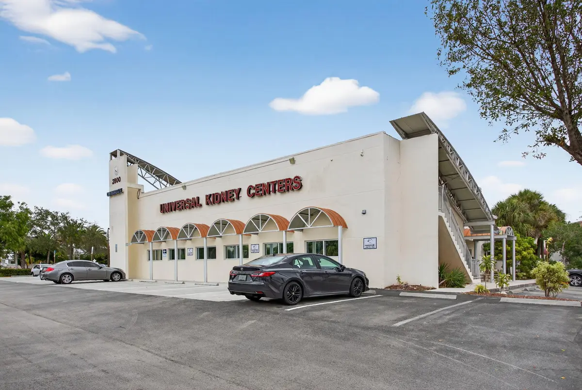 2-web-or-mls-2800-9415 at 2800 N State 7 Road, Margate