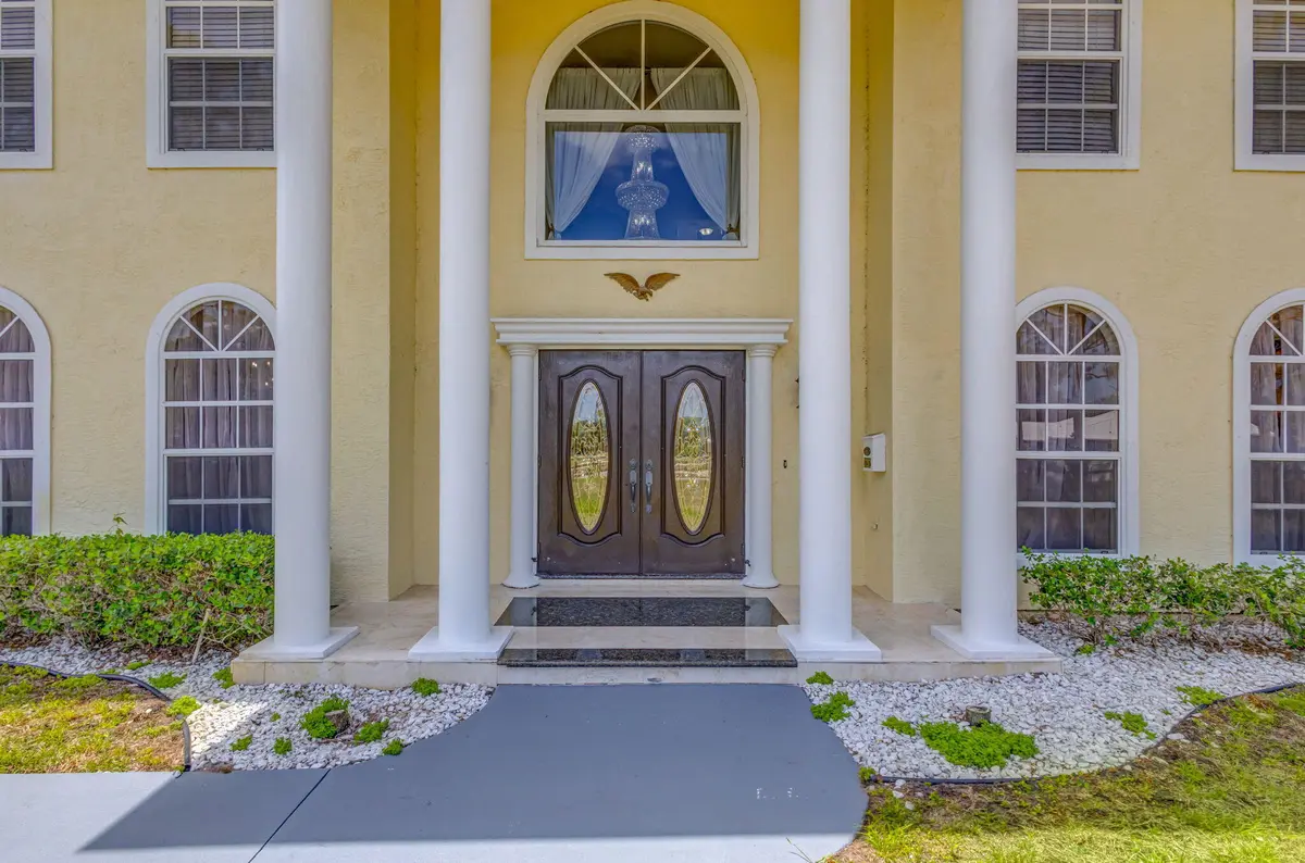 14-web-or-mls-5D1A4666JSDJ at 3202 SW Holly Lane, Palm City