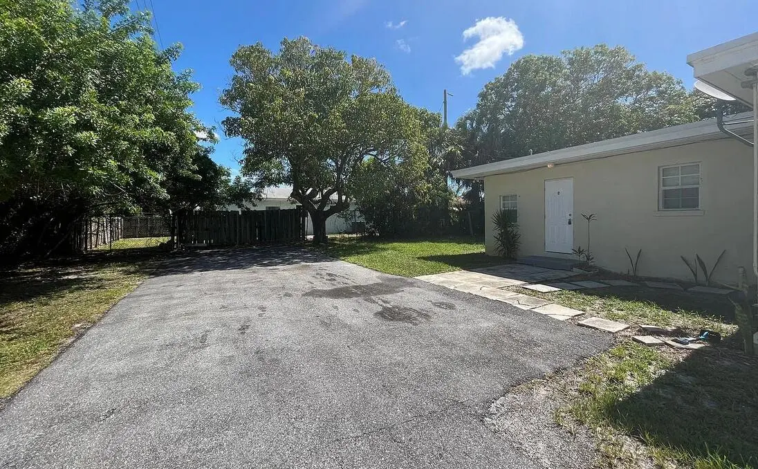 Screen Shot 2026-02-10 at 3.08.51 PM at 182 W 34th Street 1, Riviera Beach
