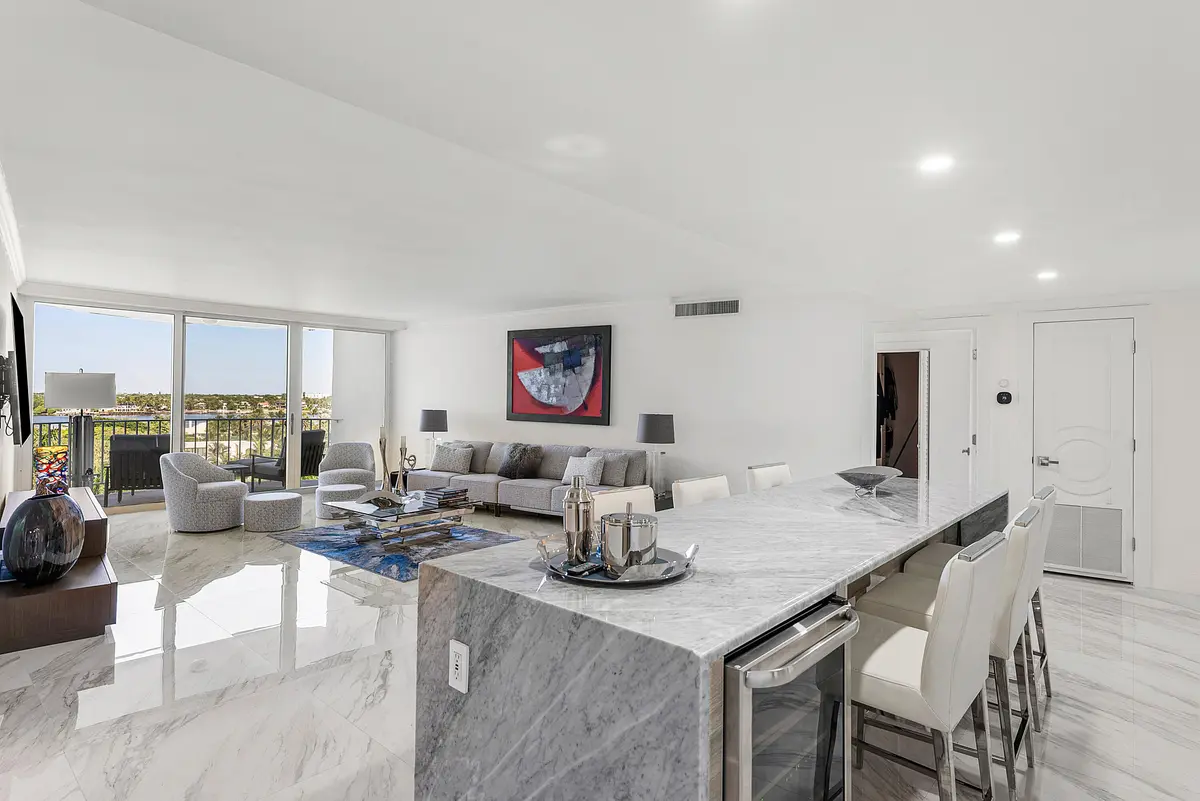 006-2295SouthOceanBoulevard-714-PalmBeac at 2295 S Ocean Boulevard 714, Palm Beach