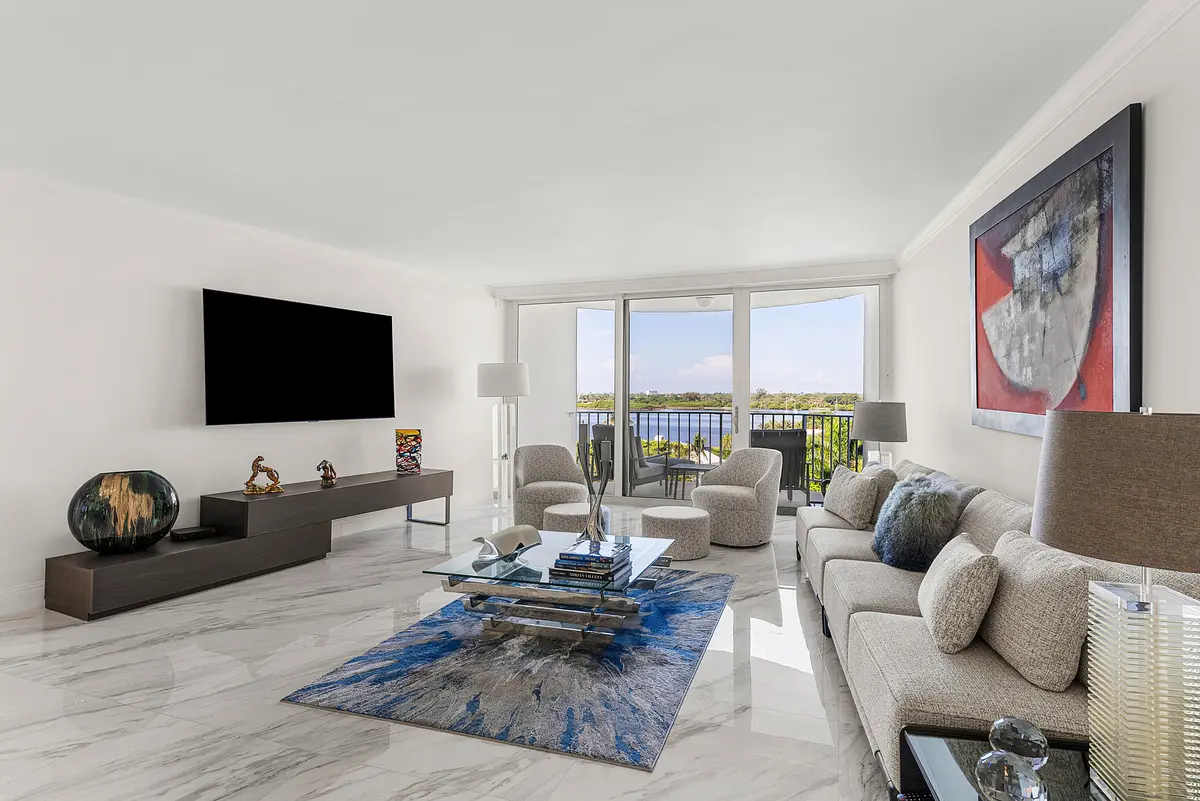 012-2295SouthOceanBoulevard-714-PalmBeac at 2295 S Ocean Boulevard 714, Palm Beach