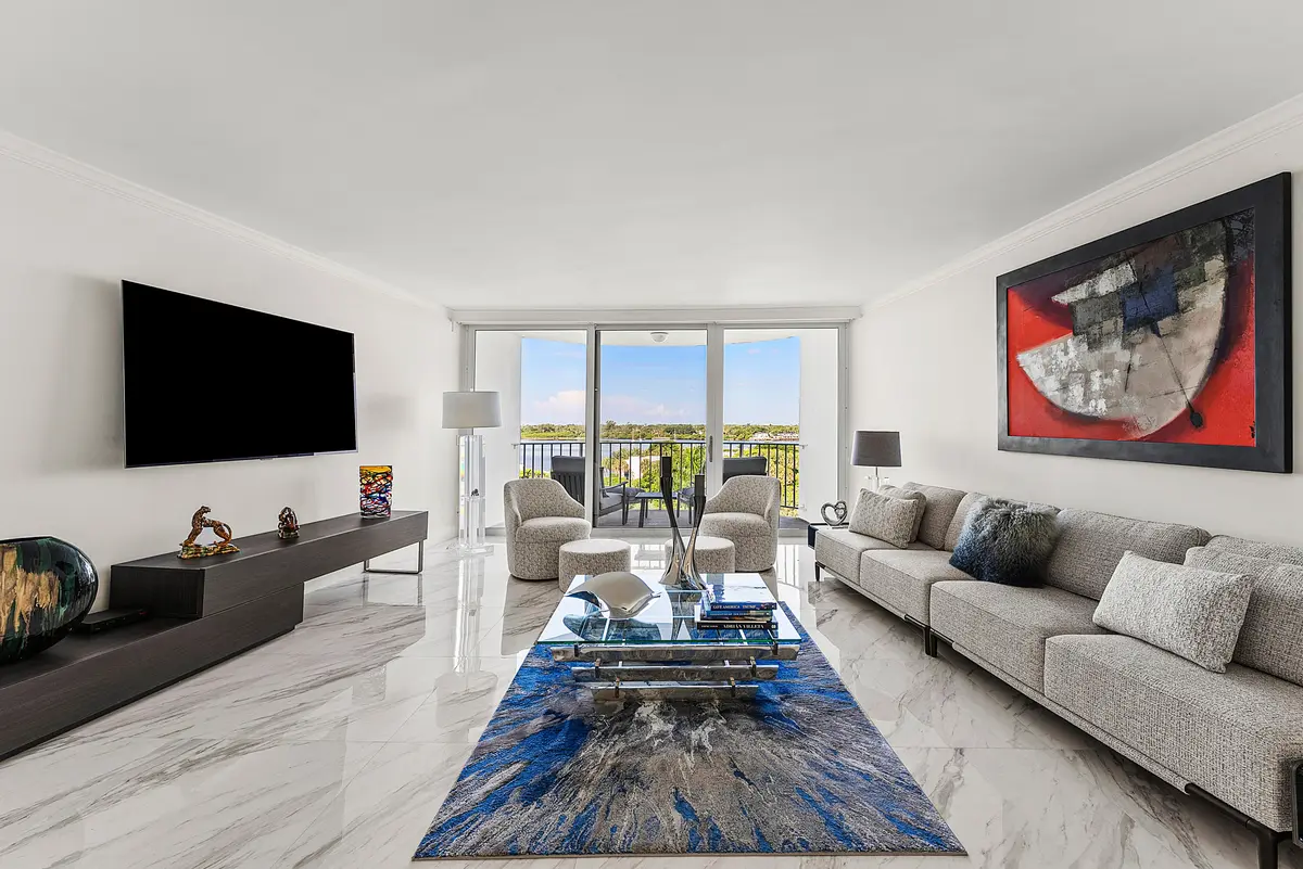 013-2295SouthOceanBoulevard-714-PalmBeac at 2295 S Ocean Boulevard 714, Palm Beach