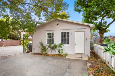 617 N H Street, Lake Worth Beach – sold