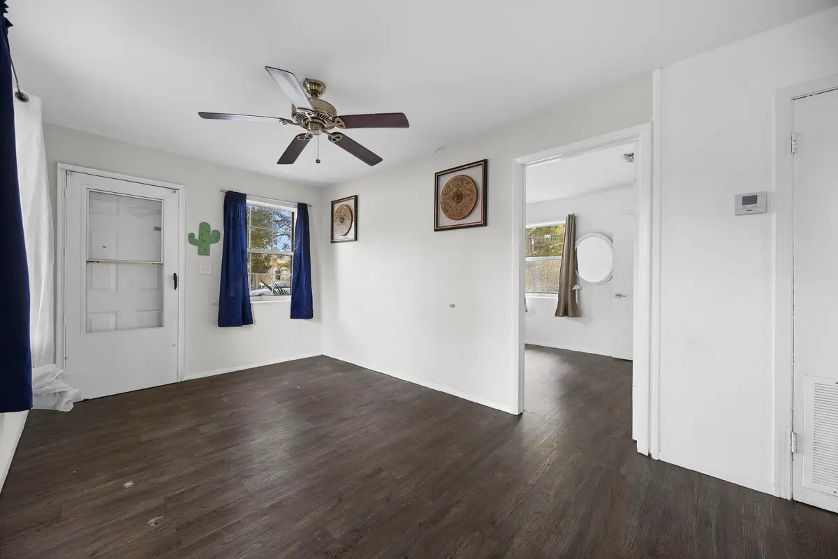 8_453a4315 at 617 N H Street, Lake Worth Beach