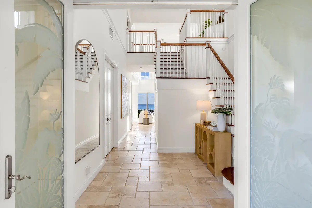 mls_FOYER_ENTRANCE_EB at 6201 N Ocean Boulevard, Ocean Ridge