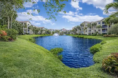 200 Uno Lago Drive 105, Juno Beach – Condominium for rent
