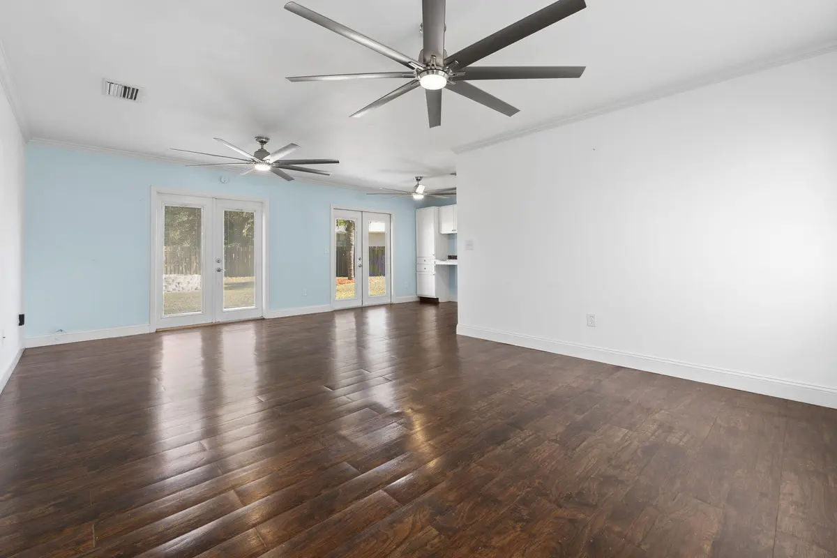 17-web-or-mls-DSC05474 at 126 Ormond Court, Sebastian
