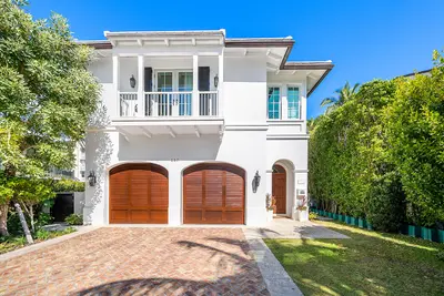 157 Peruvian Avenue, Palm Beach – Single Family Residence for sale