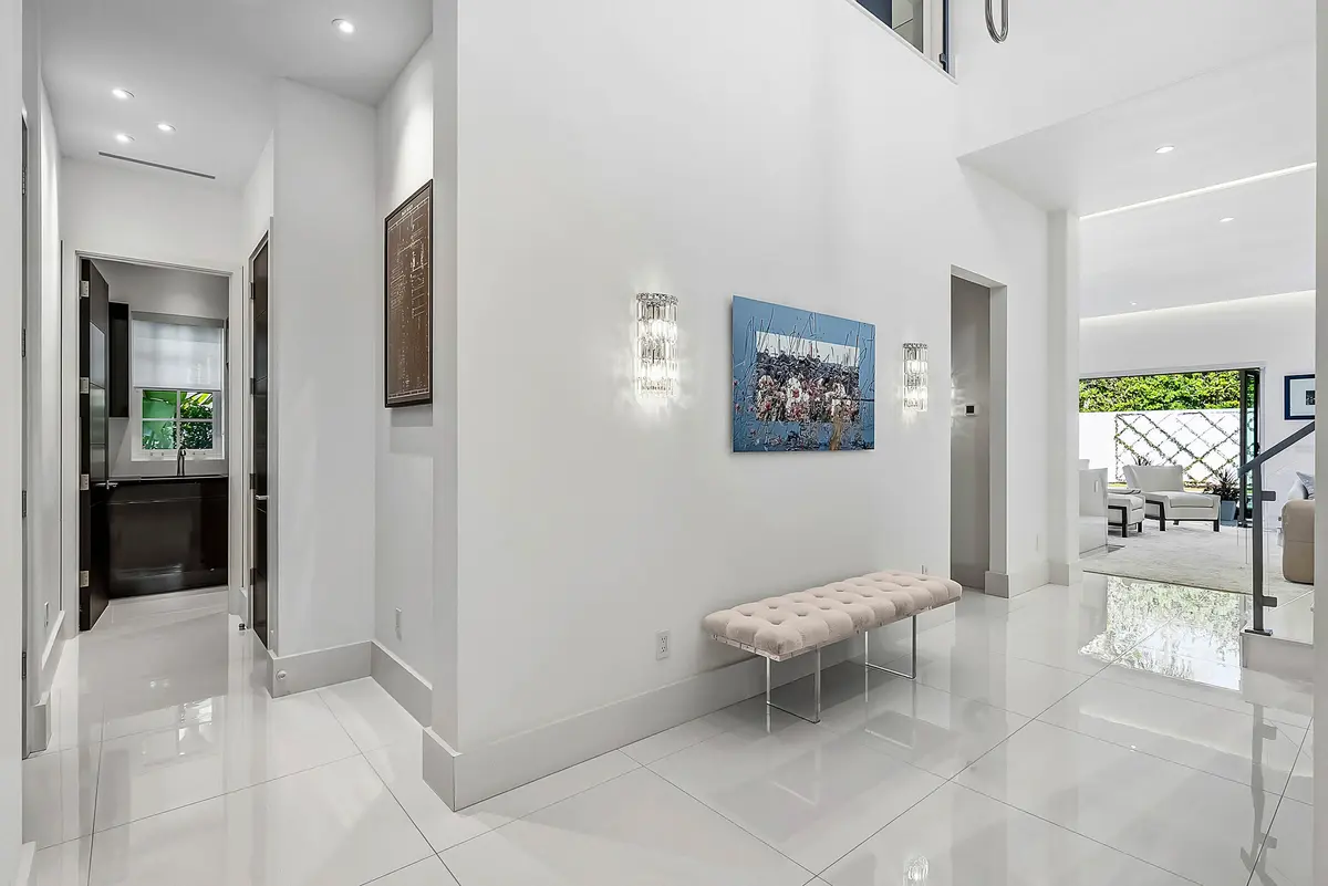 007-157PeruvianAvenue-PalmBeach-FL-33480 at 157 Peruvian Avenue, Palm Beach