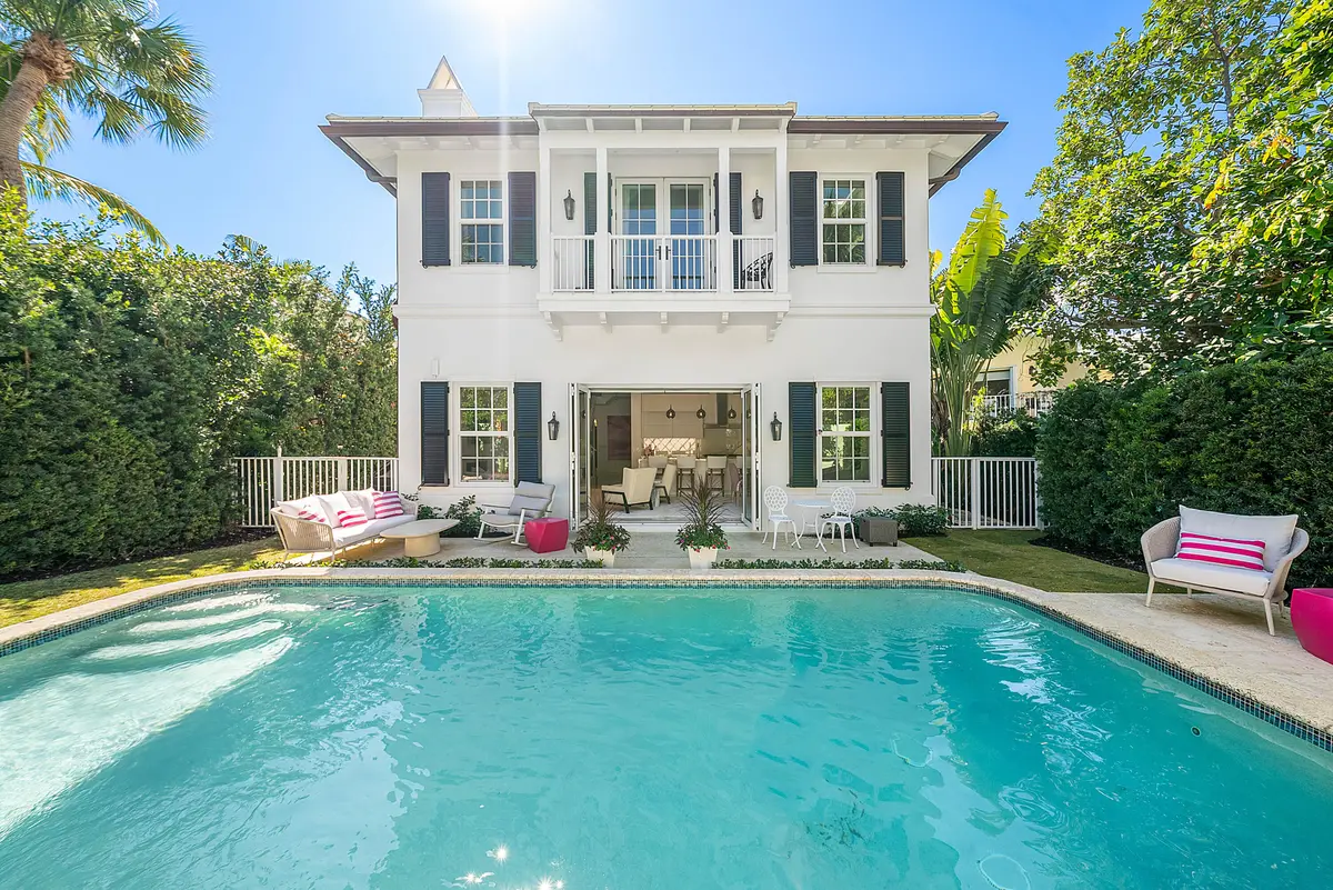 051-157PeruvianAvenue-PalmBeach-FL-33480 at 157 Peruvian Avenue, Palm Beach