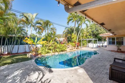 451 NE 25th Terrace, Boca Raton – sold