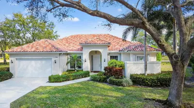 7139 Crystal Lake Drive, West Palm Beach – sold