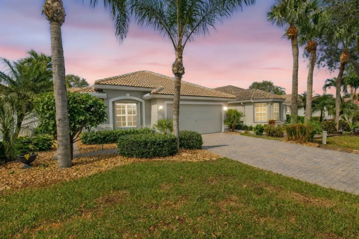 FRONT OF HOUSE at 7440 W Mercada Way, Delray Beach