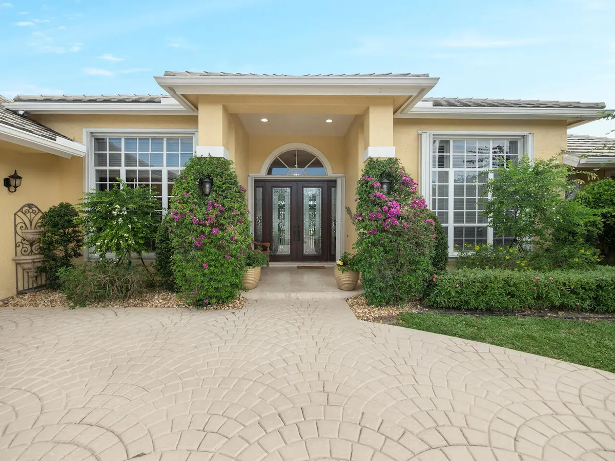 129 Brookhaven Court, Palm Beach Gardens, FL – photo 4