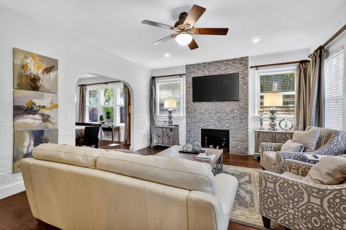 Living areas at 516-520 34th Street, West Palm Beach