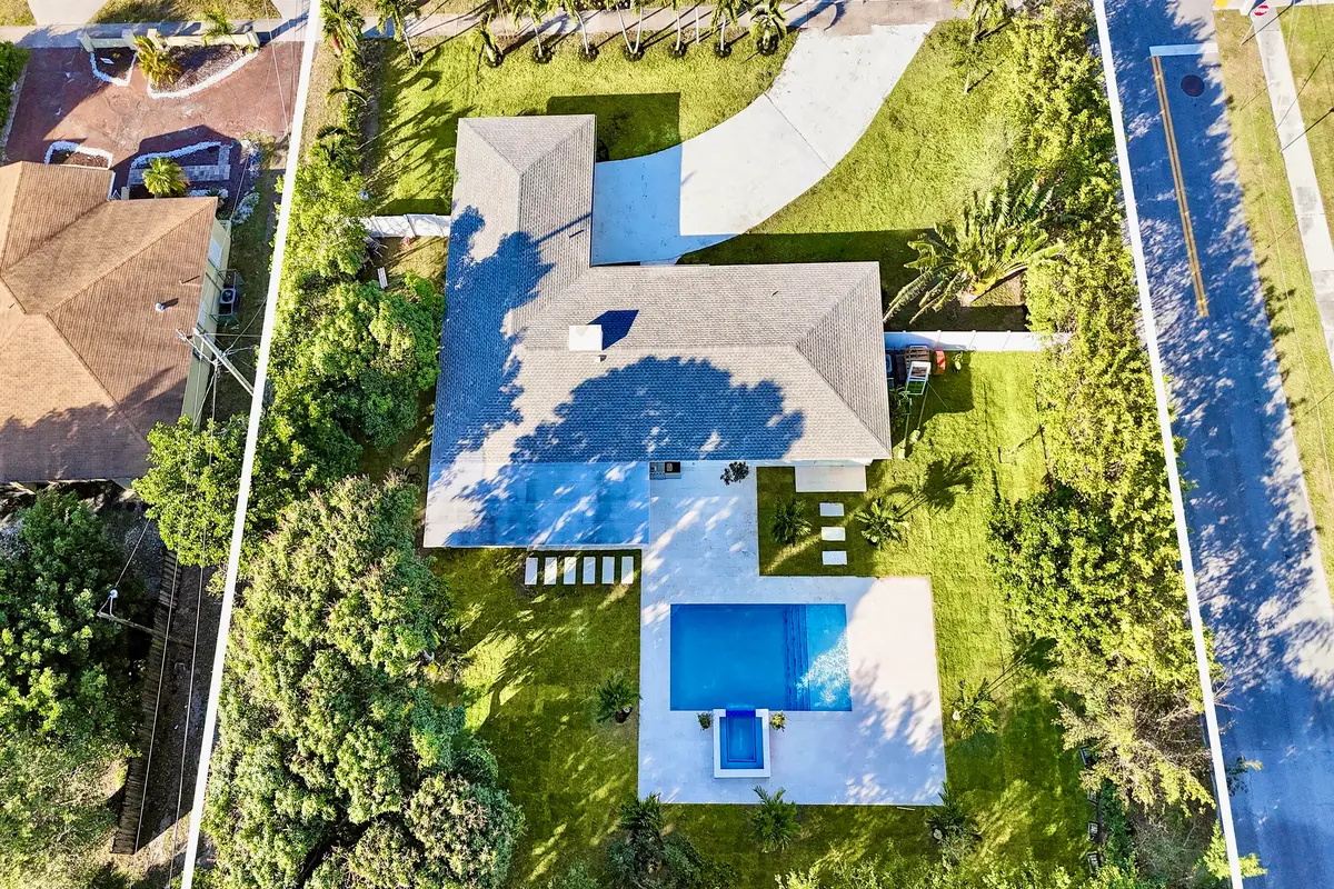 20000 sq ft lot at 200 NW 2nd Street, Delray Beach