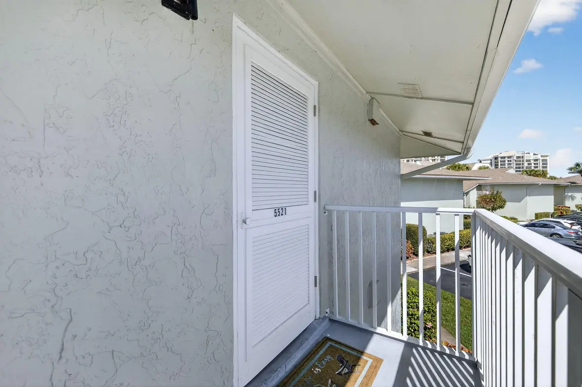 3-web-or-mls-3A5A2776 at 2400 S Ocean Drive 5521, Fort Pierce
