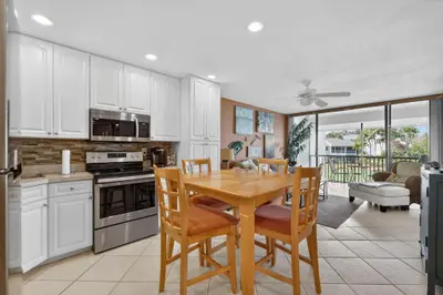 2400 S Ocean Drive 5521, Fort Pierce – sold