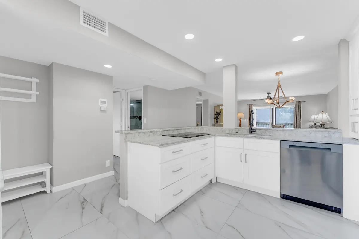 7192 Huntington Lane 307, Delray Beach, FL – photo 4