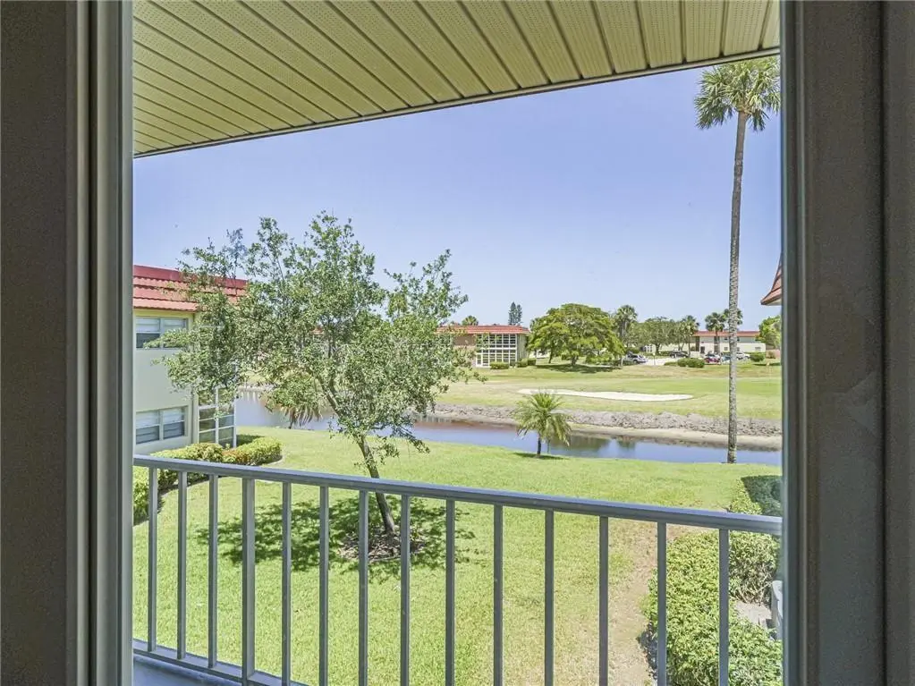 66 Woodland Drive 203, Vero Beach, FL – photo 4