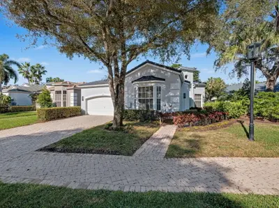 320 Sunset Bay Lane, Palm Beach Gardens – sold