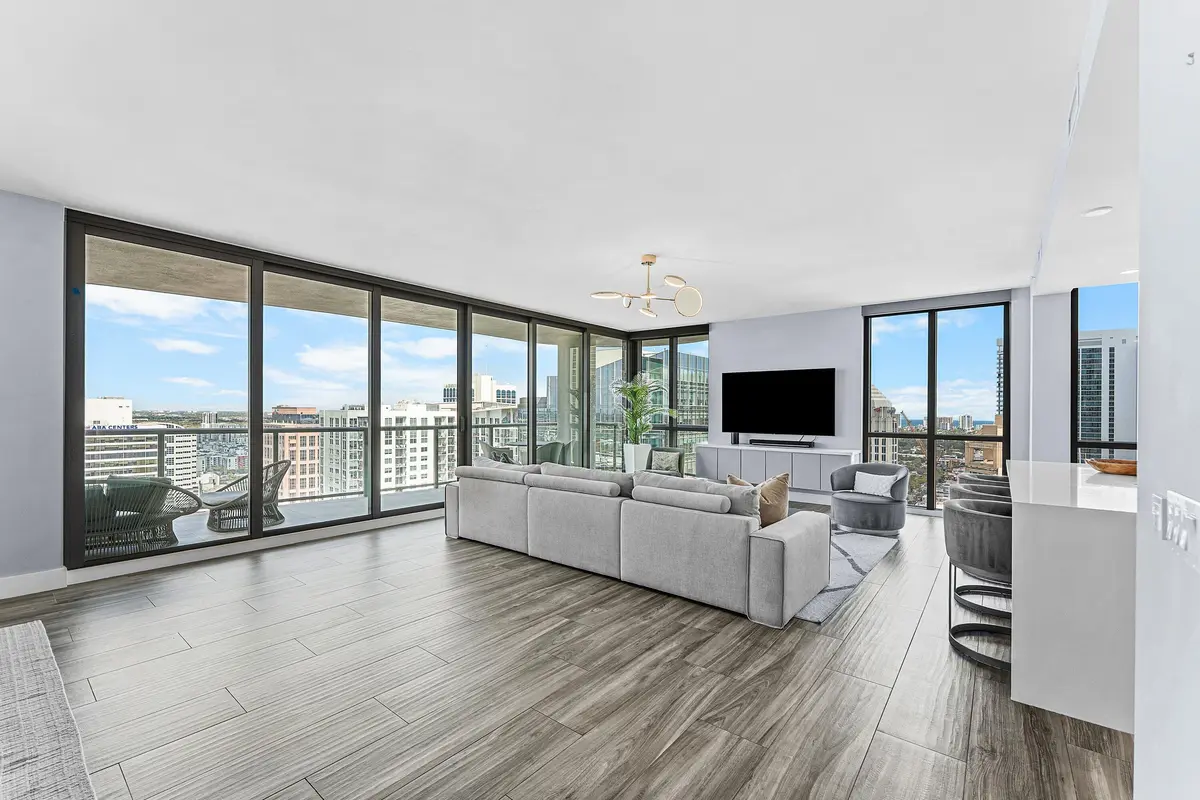 005-100EastLasOlasBoulevard-3001-FortLau at 100 E Las Olas Boulevard 3001, Fort Lauderdale