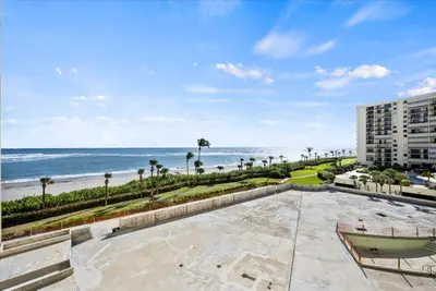 400 Ocean Trail Way 504, Jupiter – sold