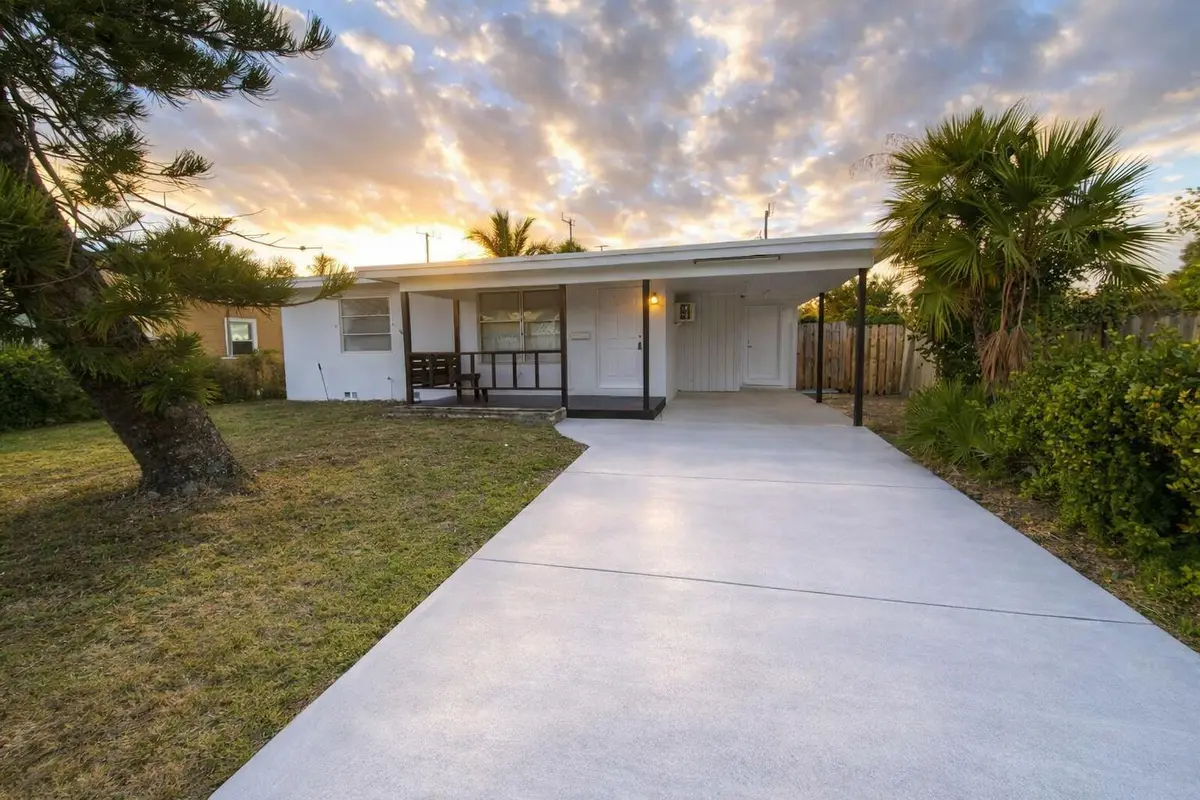 Front at 1103 S F Street, Lake Worth Beach