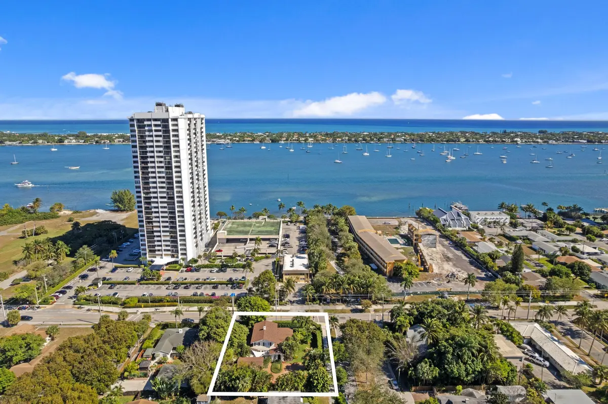 Aerial view, at 5503 N Flagler Drive, West Palm Beach