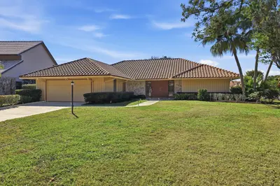 3 Old Fence Road, Palm Beach Gardens – Single Family Residence for rent