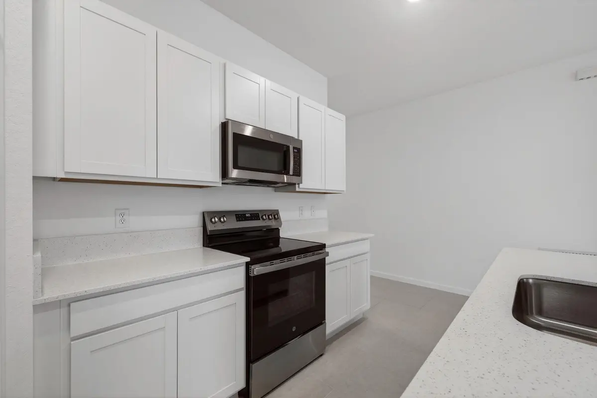 kitchen3 at 748 Carlyle Way, Fort Pierce