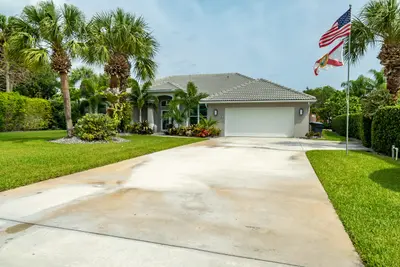 1714 Coconut Drive, Fort Pierce – Single Family Residence for sale