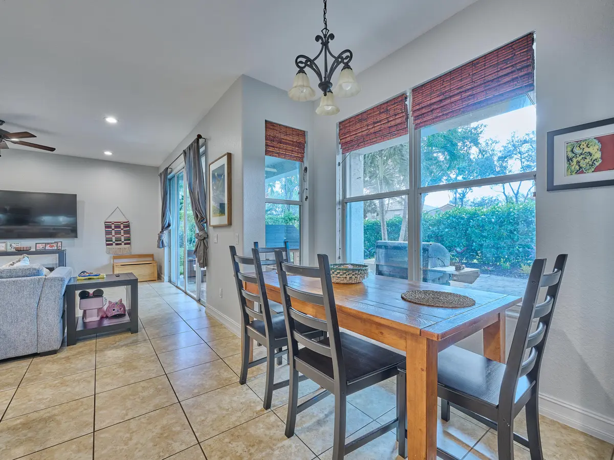 Eat in Kitchen at 8917 Sandy Crest Lane, Boynton Beach