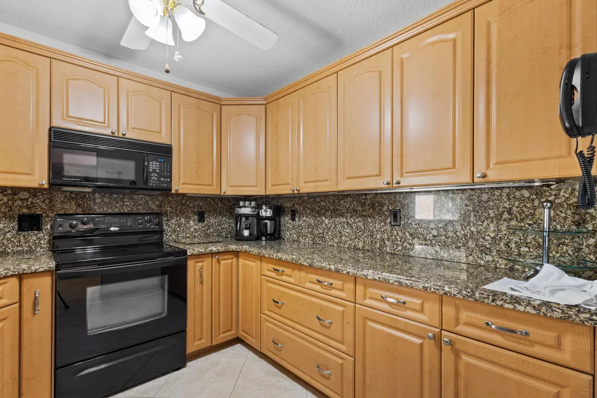 4532 Carambola Cir S by Skybankpro.com P at 4532 Carambola Circle 27273, Coconut Creek