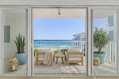 1203 Hillsboro Mile P3, Hillsboro Beach – sold