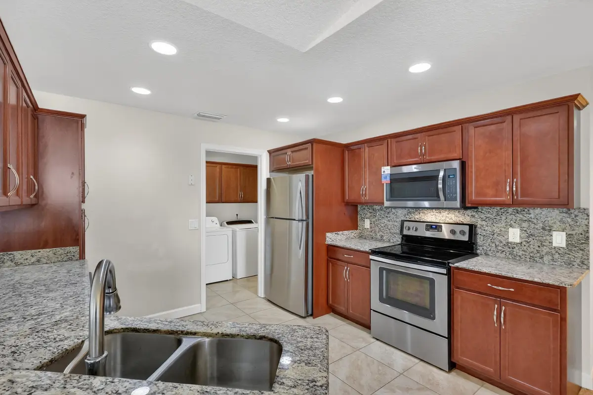 12-print-7R7A2452 at 7 Aragon Lane, Port St. Lucie