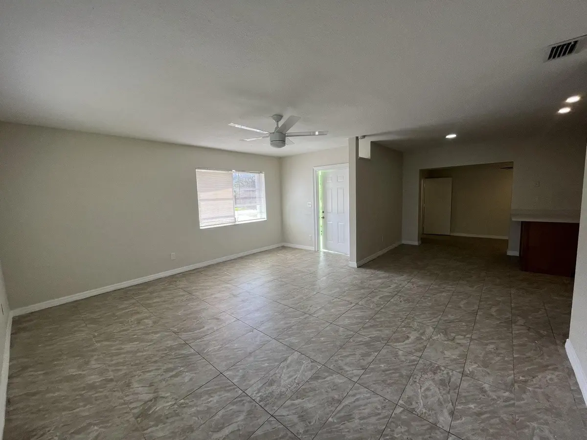 20220704210941437394000000-o at 285 SE Abeto Lane, Port St. Lucie