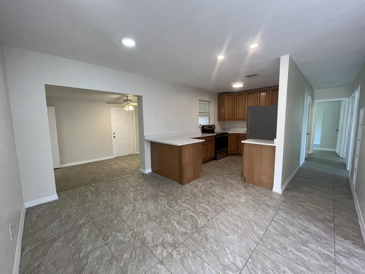 20220704211000553153000000-o at 285 SE Abeto Lane, Port St. Lucie